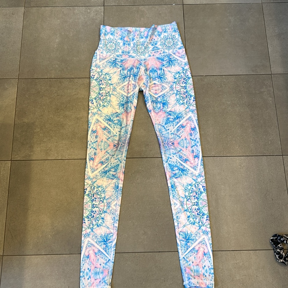 Wolven Threads Orbit Leggings - Picture 2 of 7